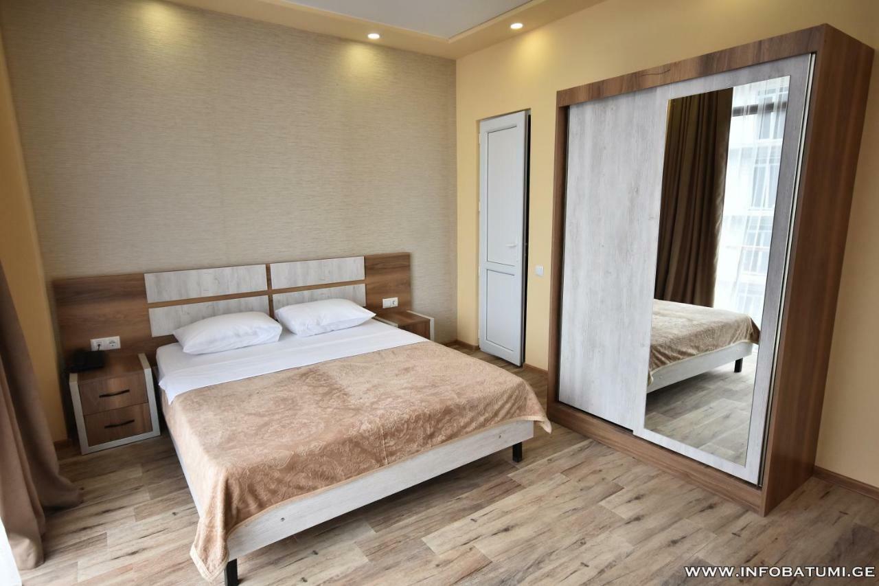 באטומי Hotel Royal Georgia מראה חיצוני תמונה